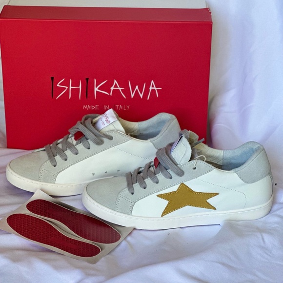Ishikawa Women’s Sneakers - Size 7 (Fits More Like 6) - Picture 3 of 9